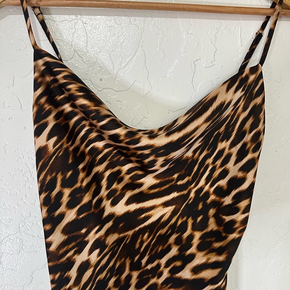 Cheetah print side slit dress - Picture 2 of 5